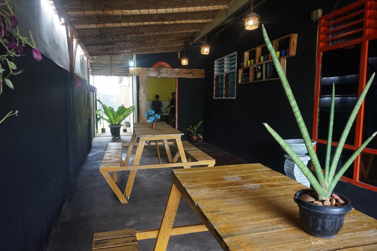 Kuala Namu Guest House Medan Zewnętrze zdjęcie